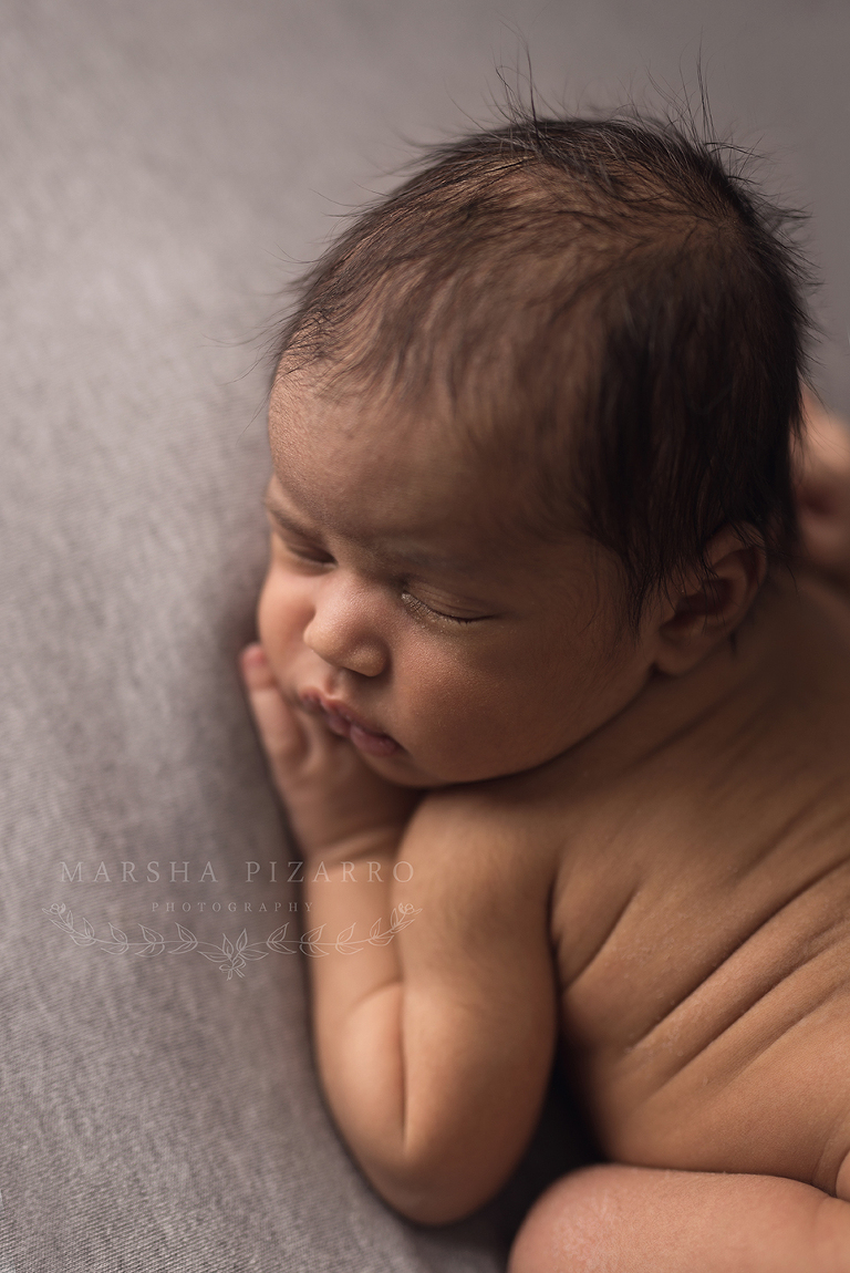 Calgary newborn close up of eyes