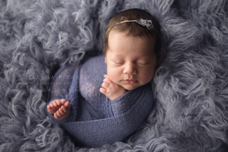 newborn photography posing