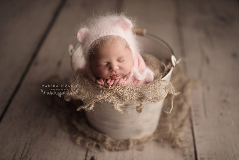infant photography in calgary