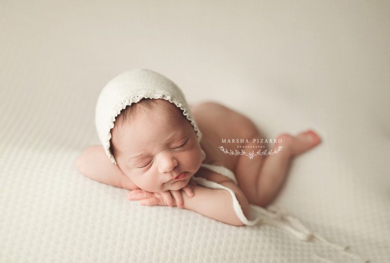 calgary-newborn-photography-baby-girl-brooklyn