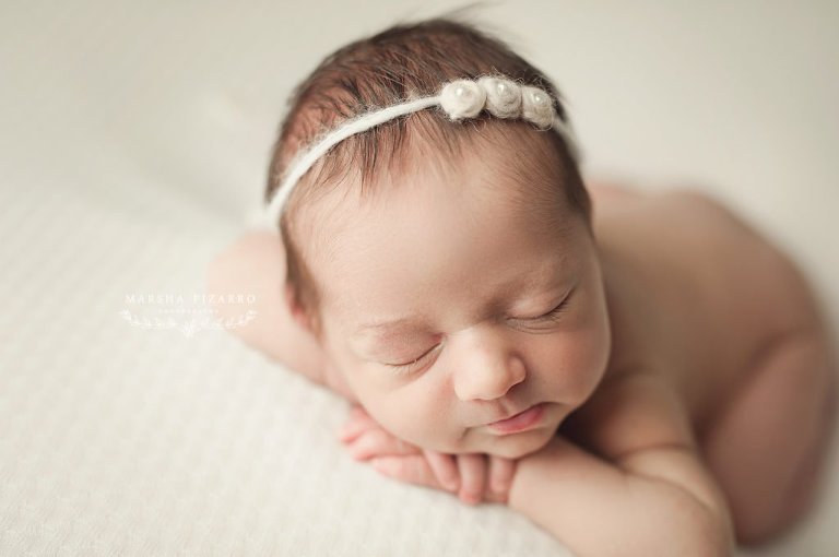 calgary-newborn-photography-baby-girl-brooklyn