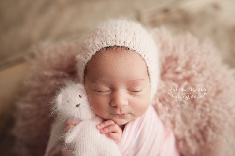 calgary-newborn-photography-baby-girl-brooklyn