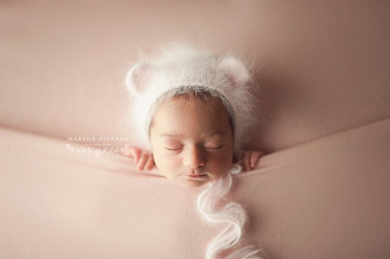 calgary-newborn-photography-baby-girl-brooklyn