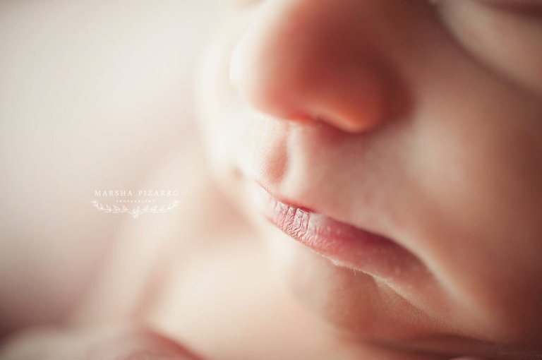 calgary-newborn-photography-baby-girl-brooklyn