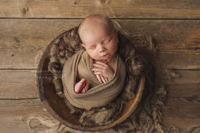 newborn photographer victoria alberta