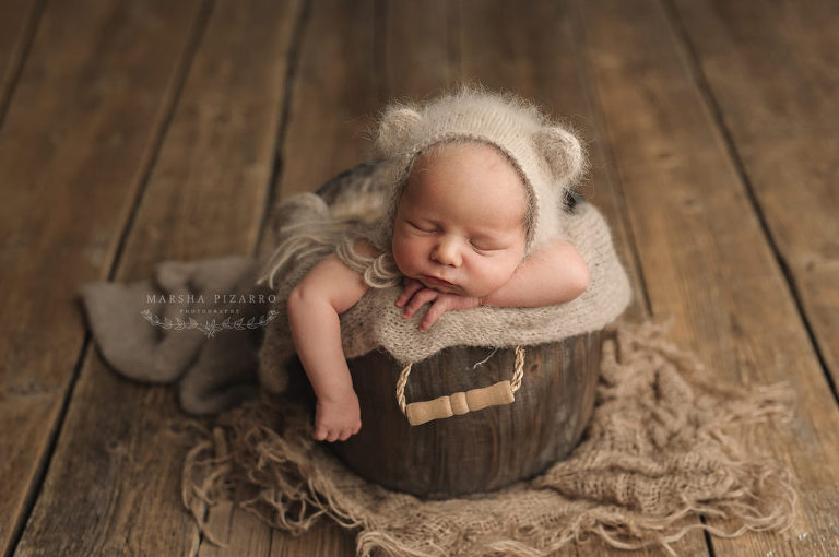 newborn photographer victoria alberta